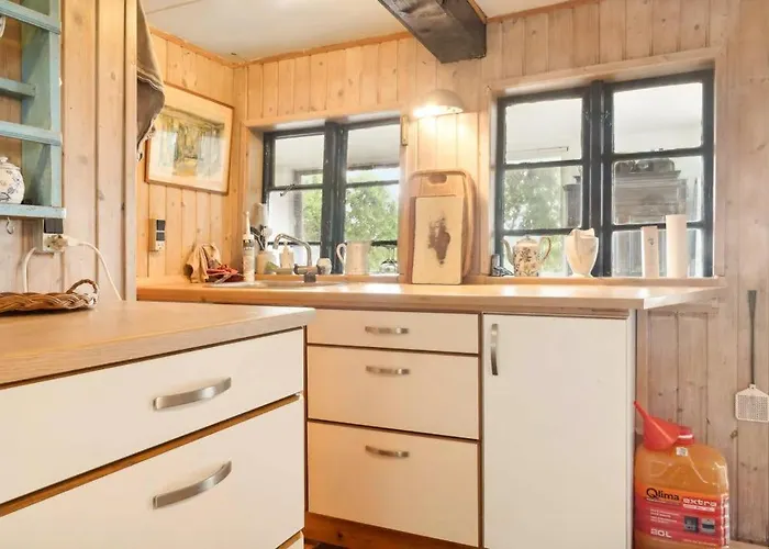Quiet Hideaway Surrounded By Nature Vesterborg